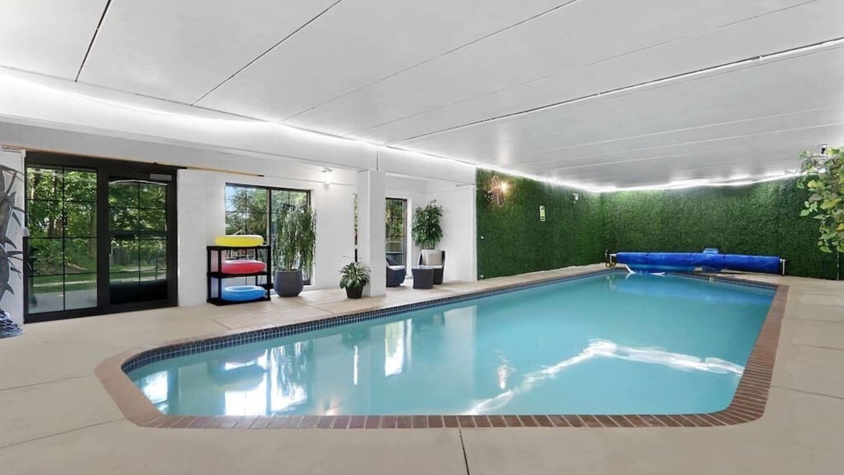 Allouez House | Amazing Green Bay Vacation Home!