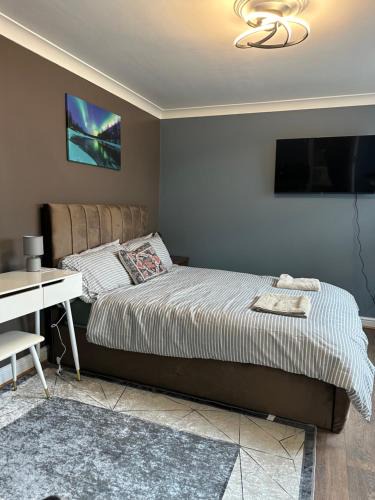 William Morris Apartment | Amazing Ground Floor one bedroom apartment Forest Road