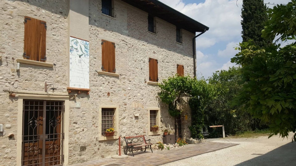 Pozzolengo House | AMAZING HISTORICAL COUNTRY HOUSE
