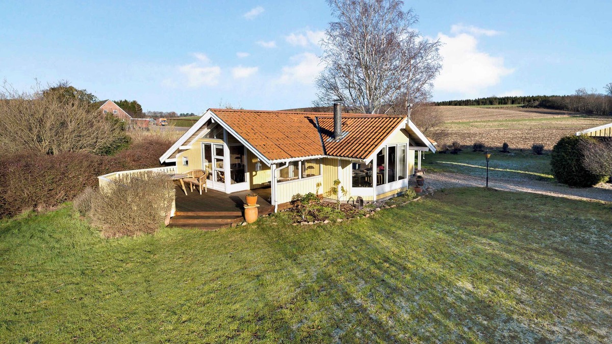 Skødshoved Strand House | Amazing holiday home in beautiful surroundings