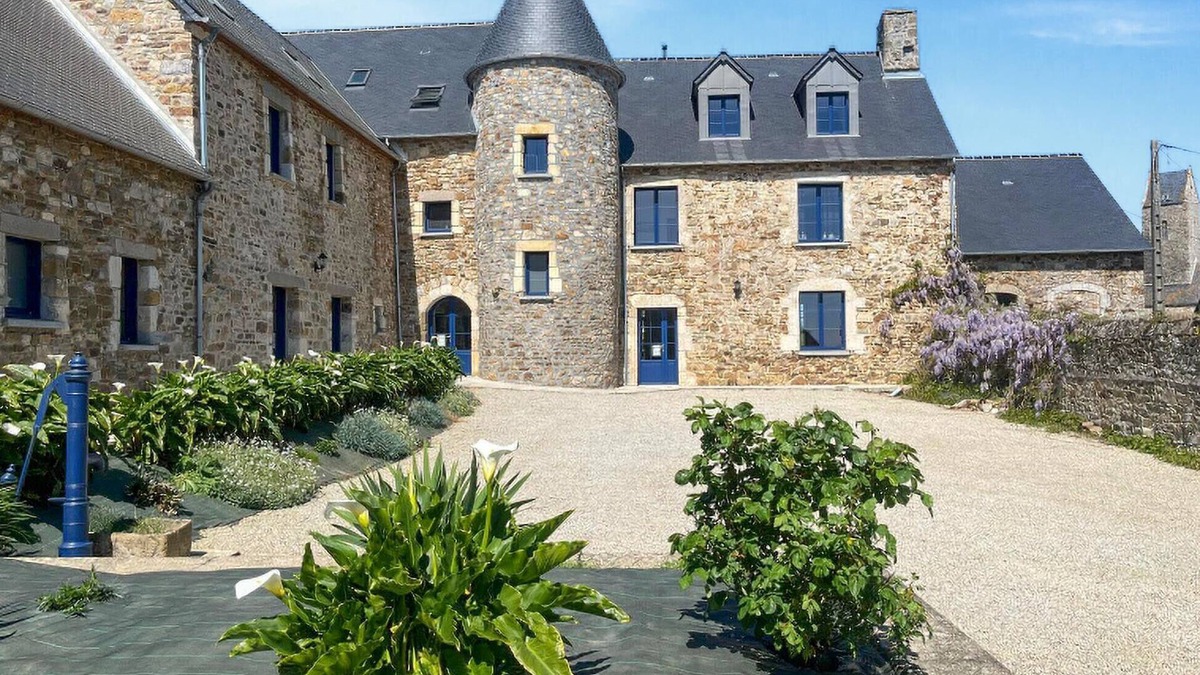 Fierville-les-Mines House | Amazing home in Fierville-les-Mines
