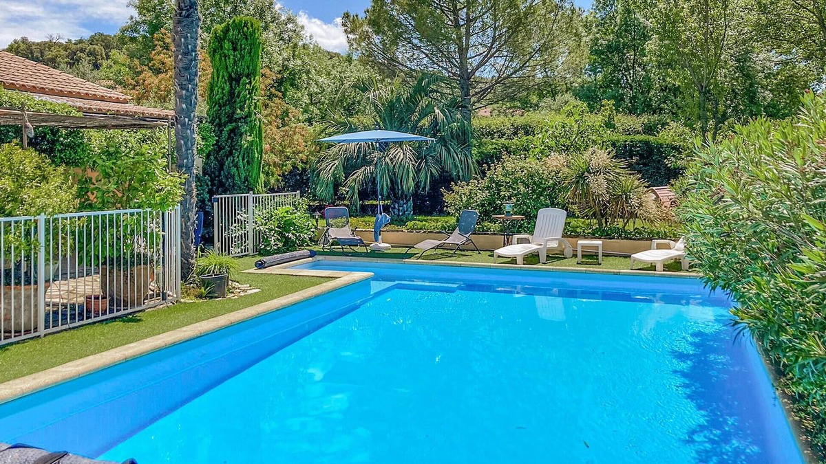 Saint-Privat-des-Vieux House | Amazing home in St-Privat-des-Vieux