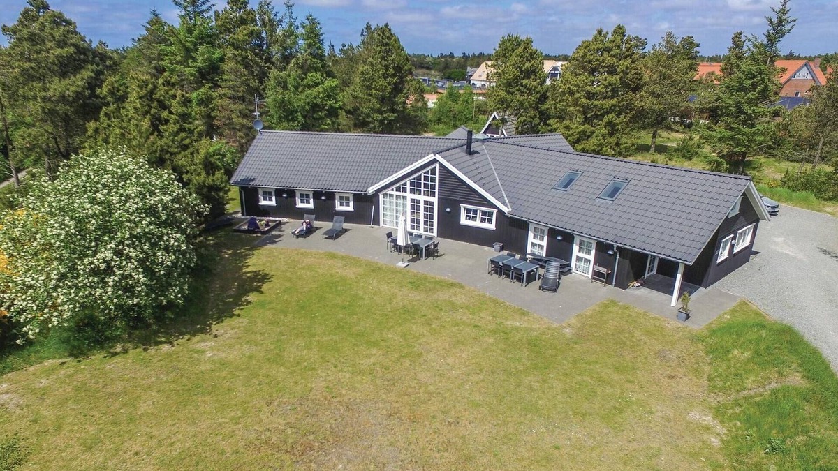 Blavand Strand House | Amazing home in Blåvand