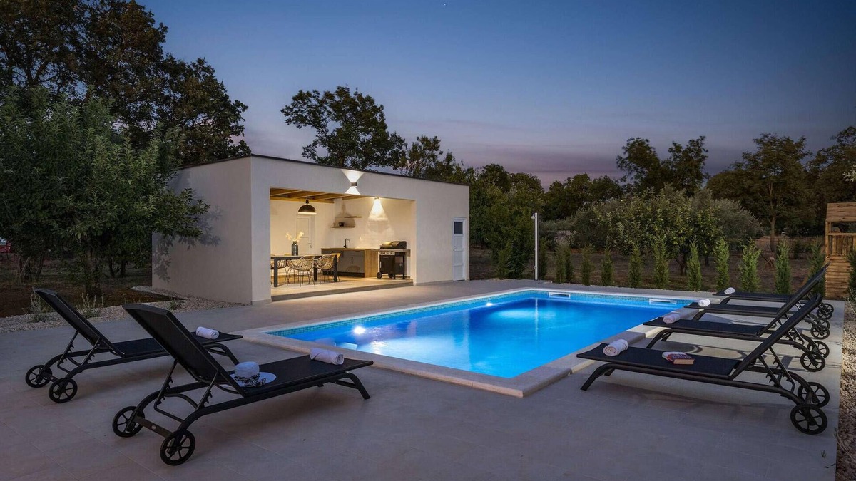Brisevo House | Amazing home in Brisevo