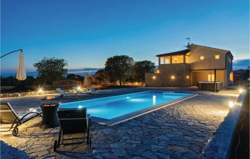 Gornje Danilo House | Amazing Home In Danilo