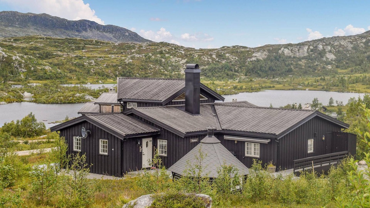 Fla Municipality House | Amazing home in Eggedal with kitchen