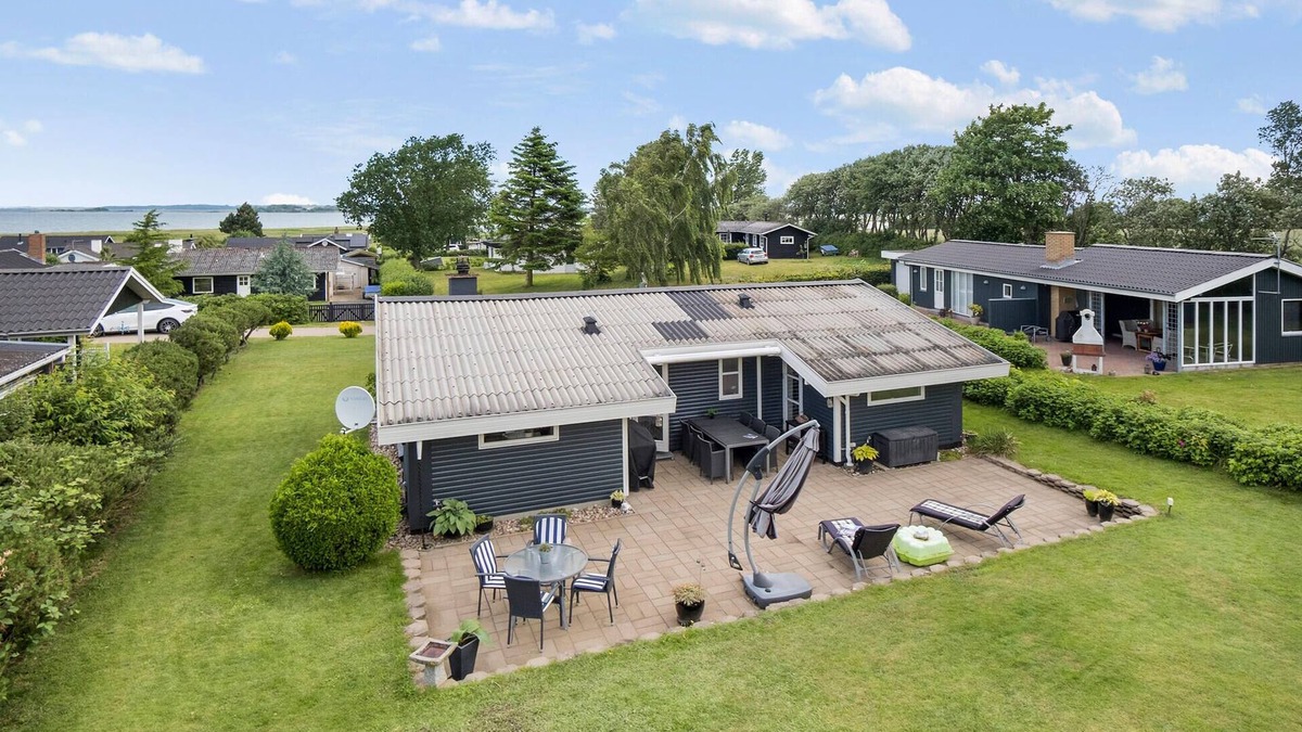 Bøjden House | Amazing home in Faaborg with WiFi