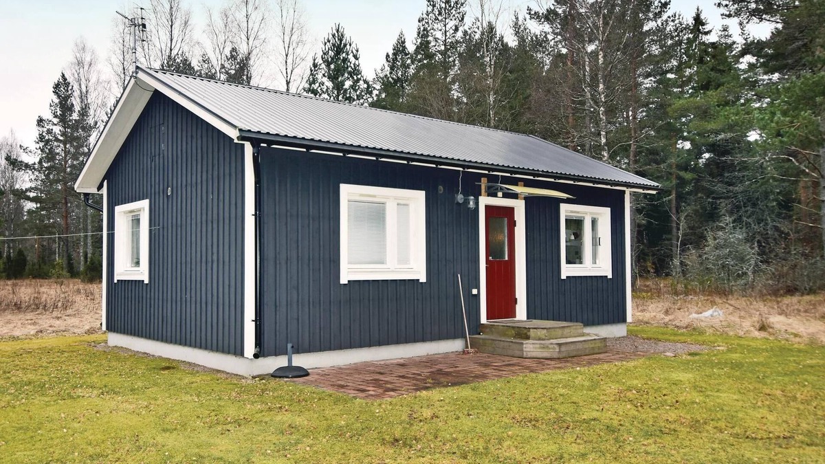 Fagersanna House | Amazing home in Fagersanna with kitchen