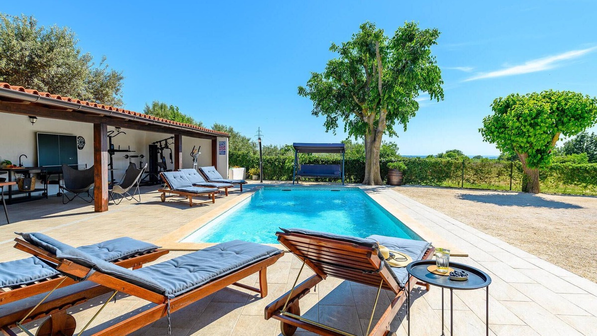 Galizana House | Amazing home in Galizana