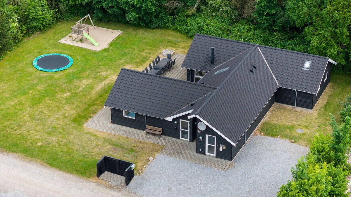 Fjellerup Strand House | Amazing home in Glesborg with sauna