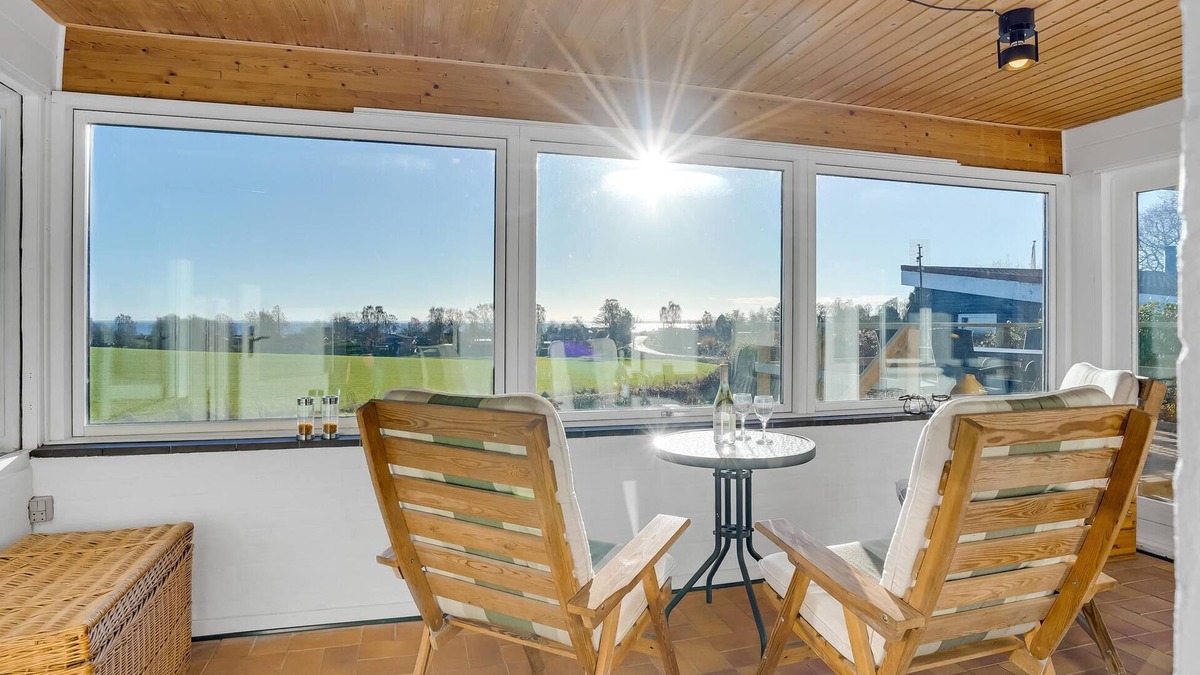 Skovbyballe House | Amazing home in Haderslev with kitchen
