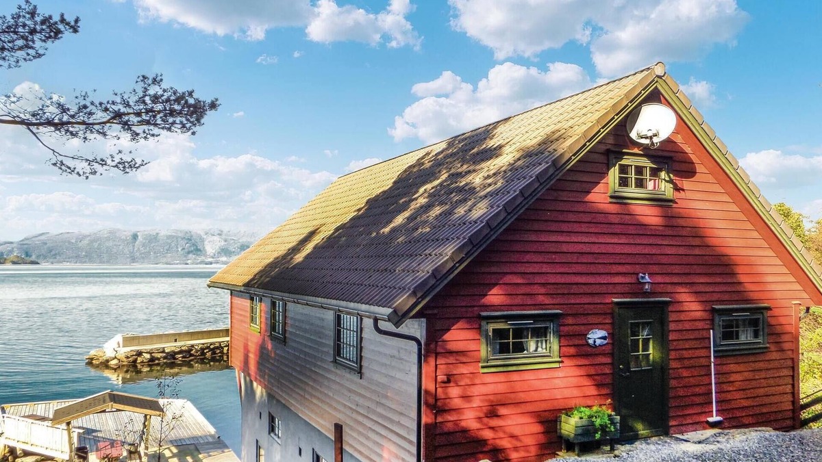 Herøysund House | Amazing home in Herøysund