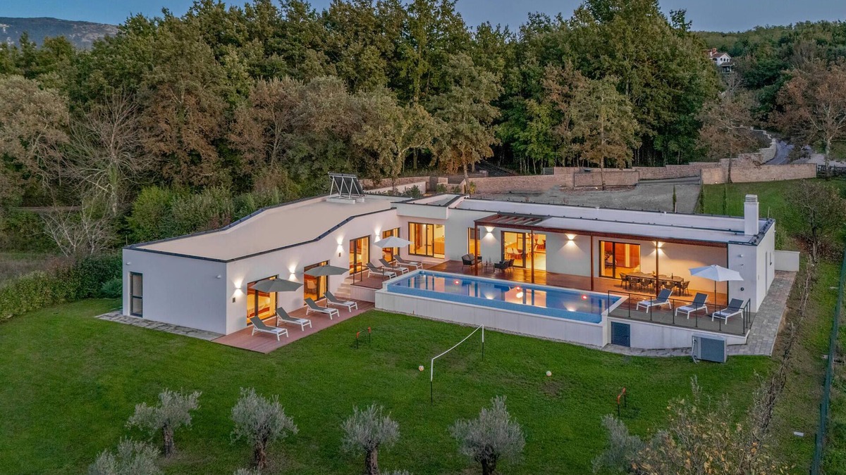 Boljevici House | Amazing home in Krsan
