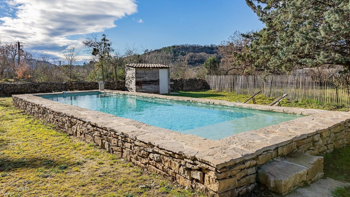 Rouet House | Amazing home in LE ROUET with WiFi