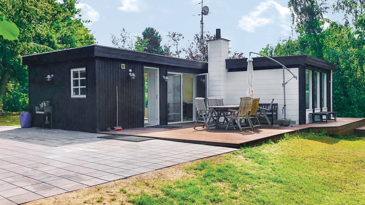 Olsted House | Amazing home in ølsted with WiFi