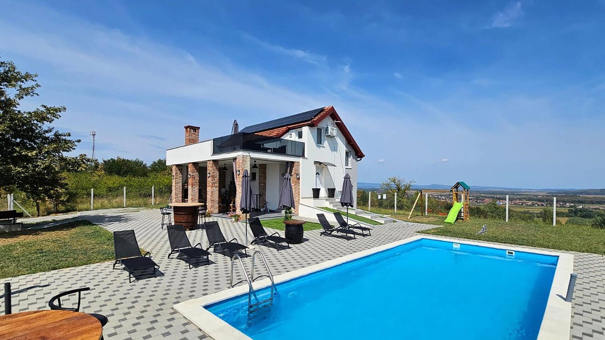 Pleternica House | Amazing home in Pleternica