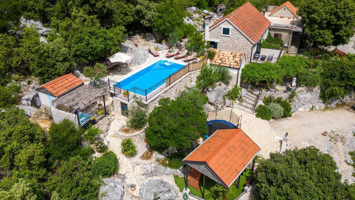 Ploce House | Amazing home in Ploce with sauna
