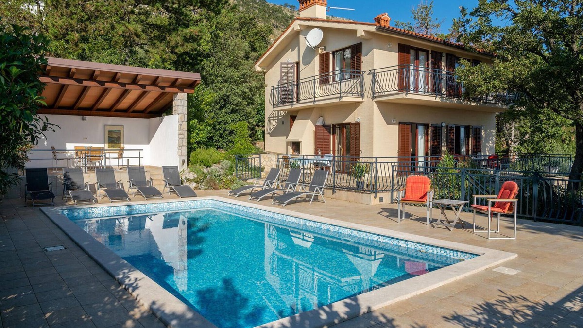 Zagorje House | Amazing home in Plomin with kitchen