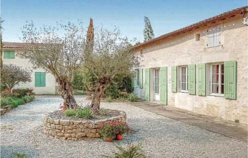 Rioux House | Amazing Home In Rioux