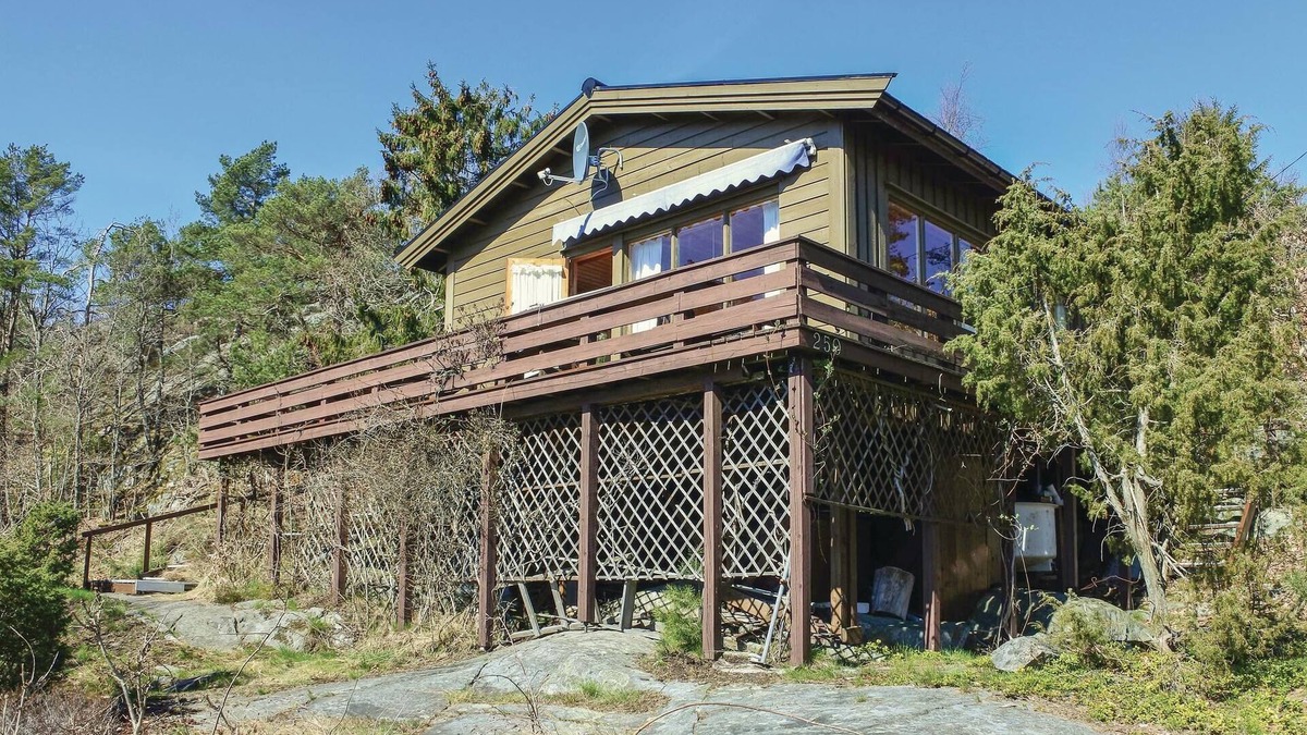 Risor House | Amazing home in Risør