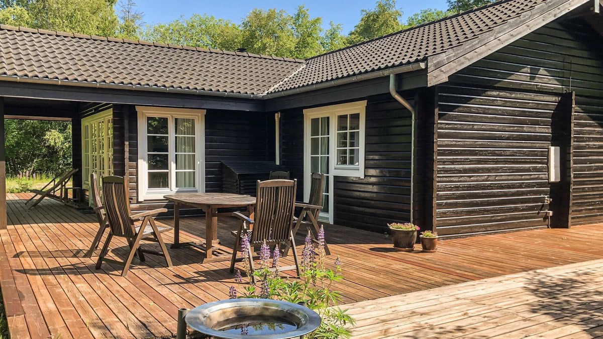 Nordost House | Amazing home in Sæby with WiFi