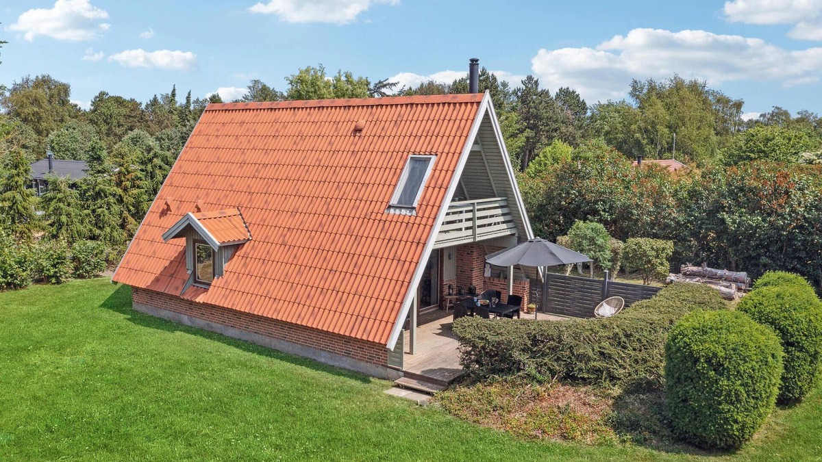 Marup House | Amazing home in Samsø with kitchen
