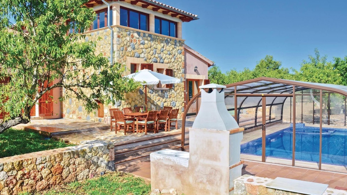 Santa Maria del Cami House | Amazing home in Santa Maria
