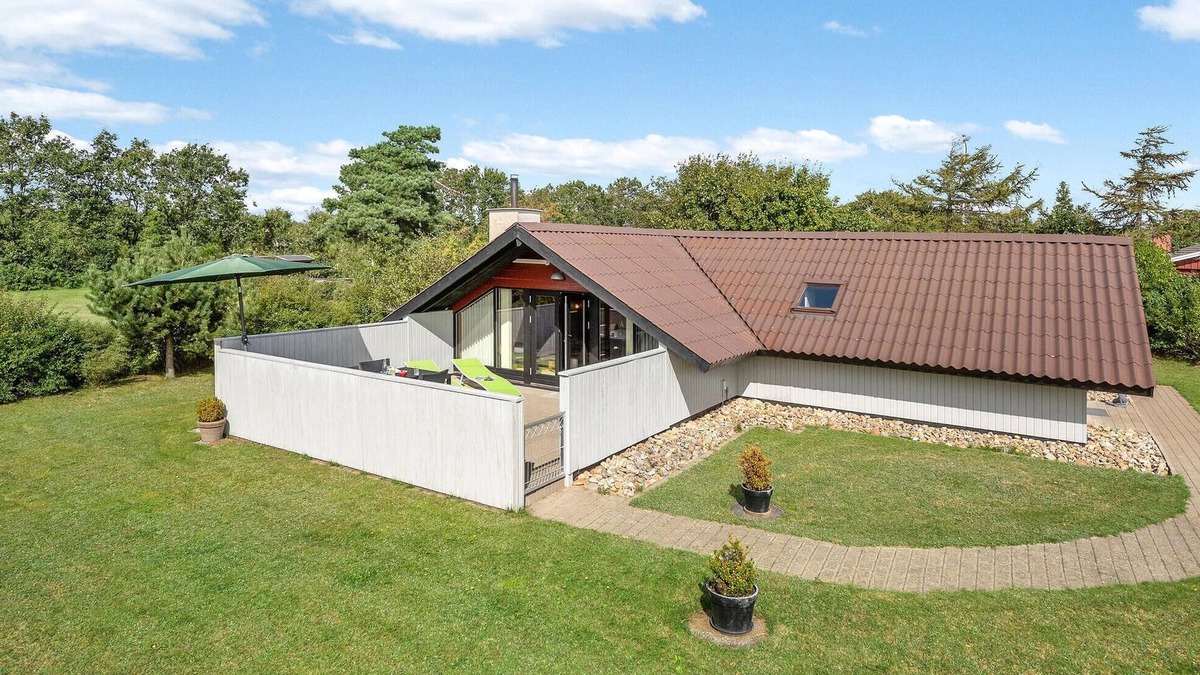 Ringkøbing-Skjern Municipality House | Amazing home in Skjern with kitchen