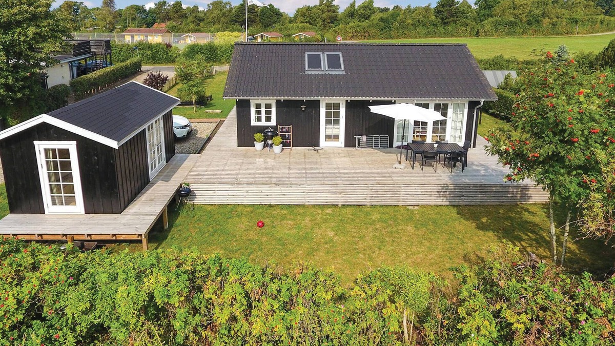 Kegnæshøj House | Amazing home in Sydals with kitchen