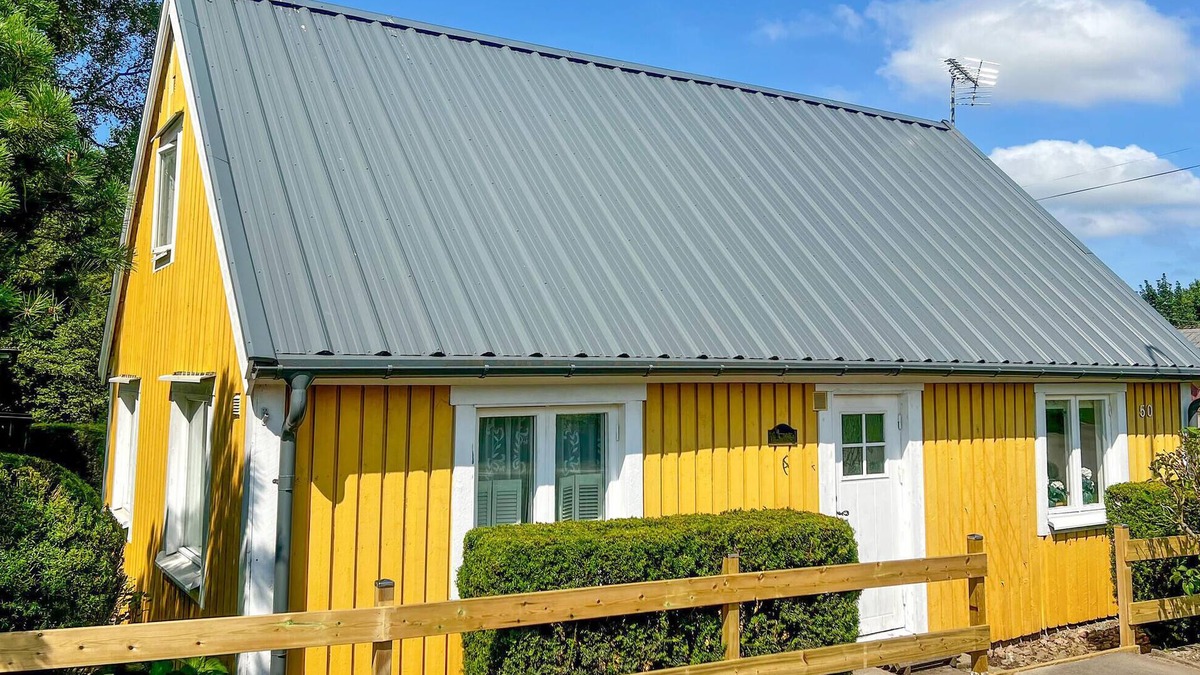 Vastra Karup House | Amazing home in Västra Karup with WiFi