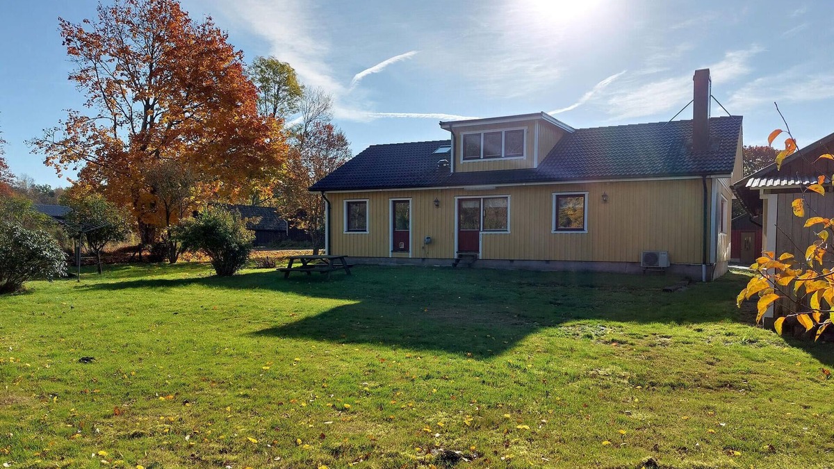 Vastra Torup House | Amazing home in Västra Torup with WiFi