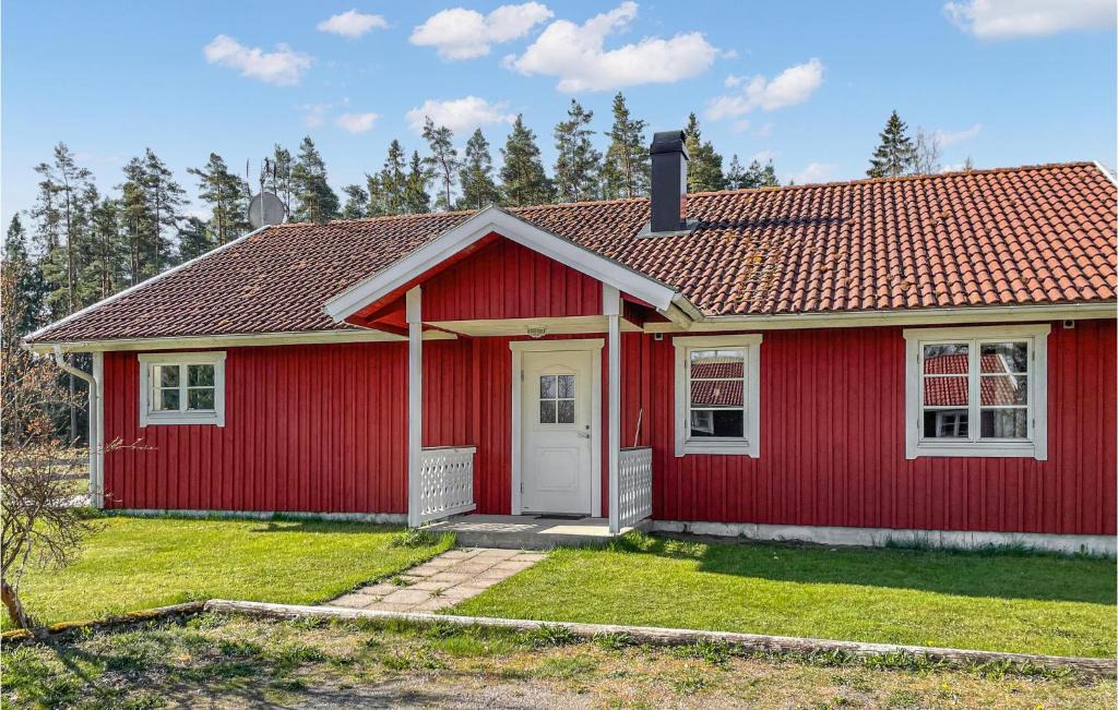 Flattinge House | Amazing Home In Vittaryd With Kitchen