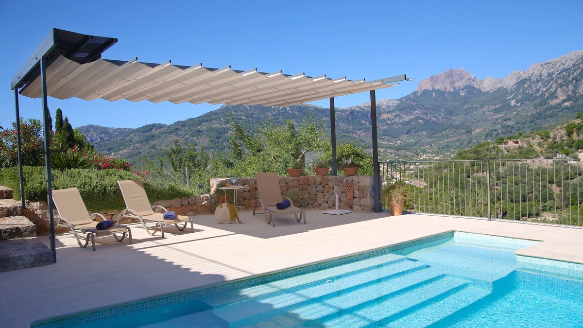 Soller House | Amazing house with stunning views, pool, WIFI, close to the centre of Sóller