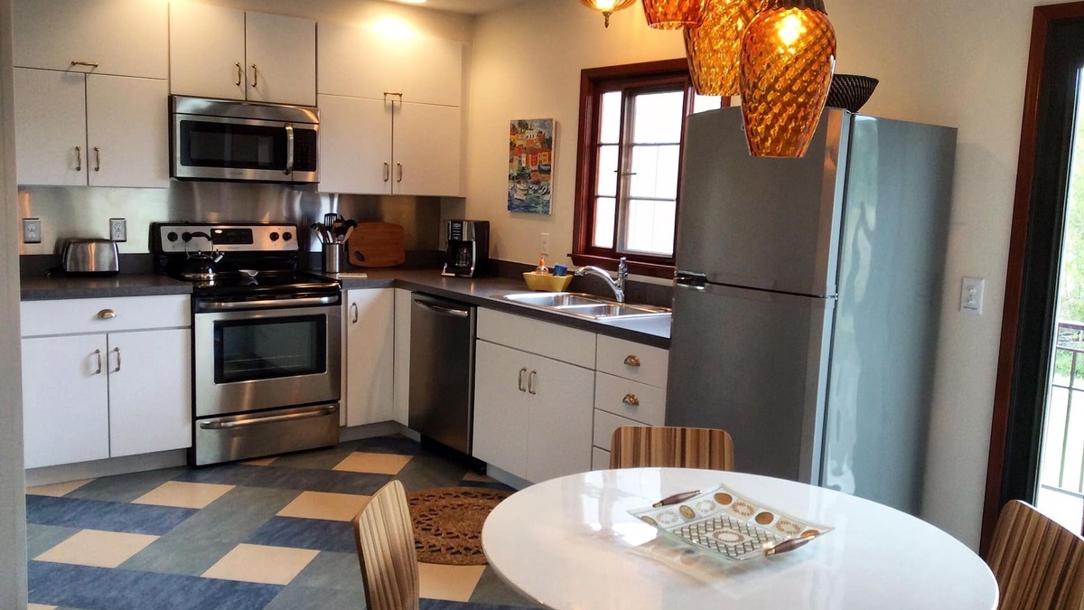 Ocracoke Cottage | Amazing Lighthouse Views and Delightful Decor!