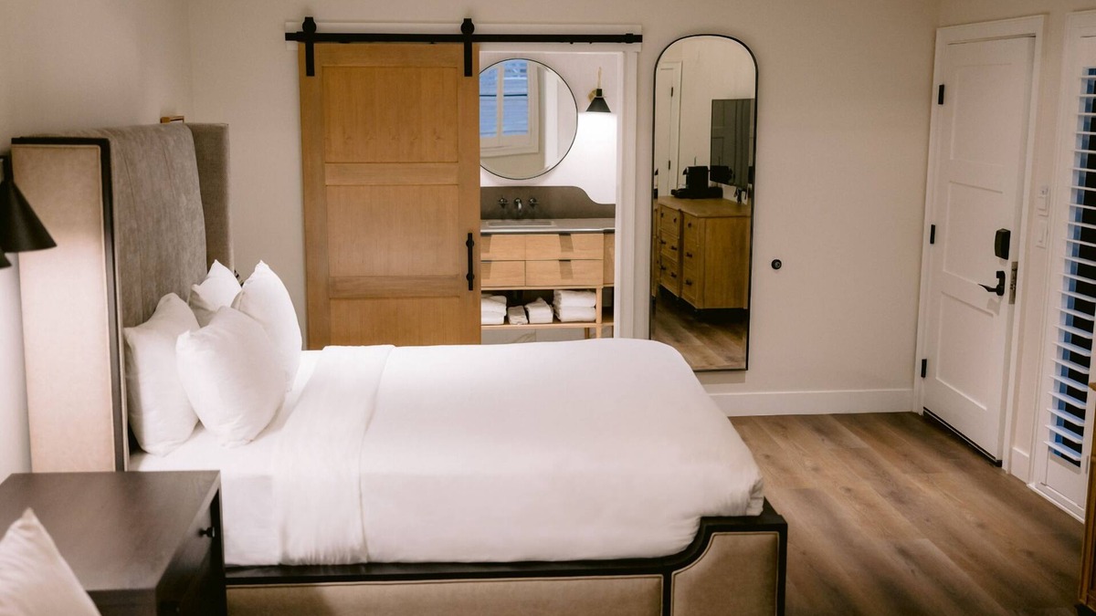 Midway Hotel | Amazing Midway Getaway! 3 Relaxing Haven w/Resort Amenities, Ski Golf Nearby!
