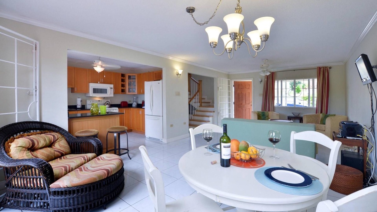 Mango Walk House | Amazing MoBay Country Club Rental!Fresh Decor. Perfectly Priced. 🇯🇲