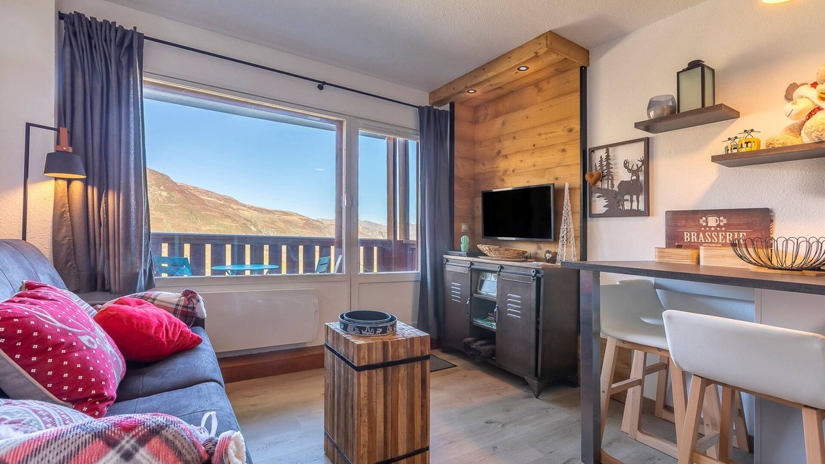 Reberty Apartment | Amazing Mountain View! # 306
