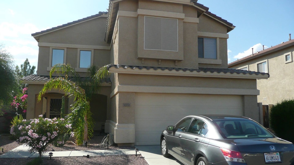 Surprise Farms House | Amazing Mountain Views, Heated Pool, Balcony, Backs Onto Park & Spring Baseball.