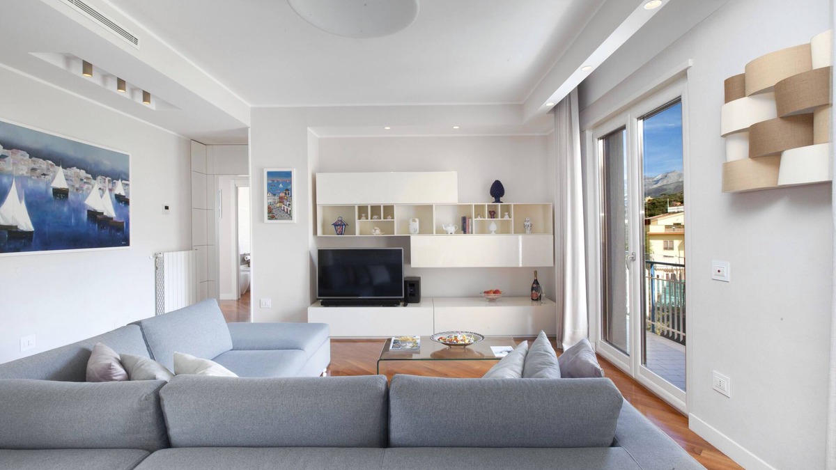 Sorrento Apartment | AMAZING NEW LUXURY APARTMENT - SORRENTO CENTER