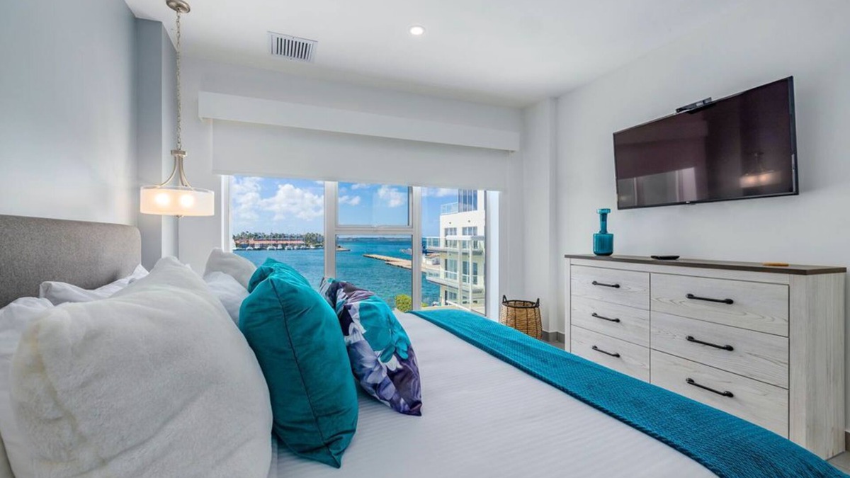 Palm Beach Condo | Amazing Ocean View- Ready to Enjoy!
