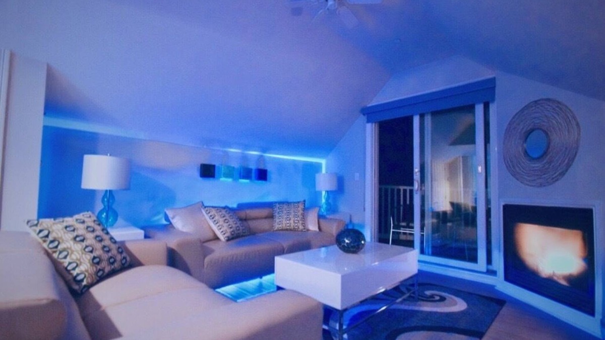 Provincetown Condo | AMAZING OCEAN VIEW & BEACH WEST END PENTHOUSE DISCOUNTS OFFERED