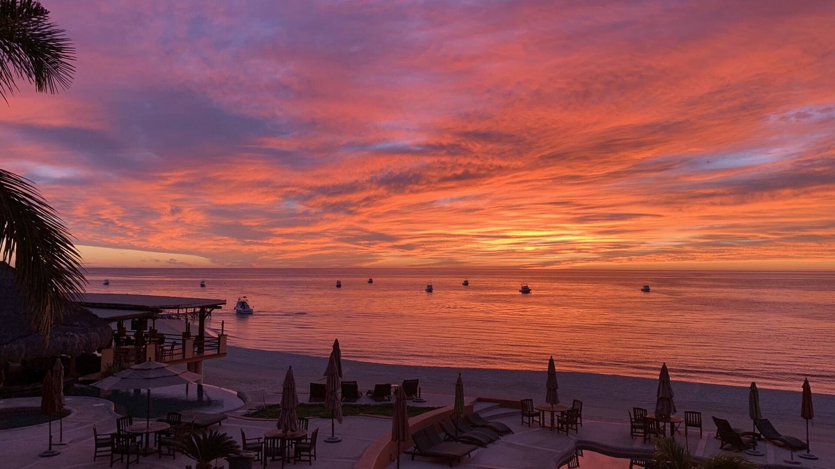 Mexican Riviera Apartment | AMAZING Oceanfront Studio Condo with Ocean View and Pickle ball!