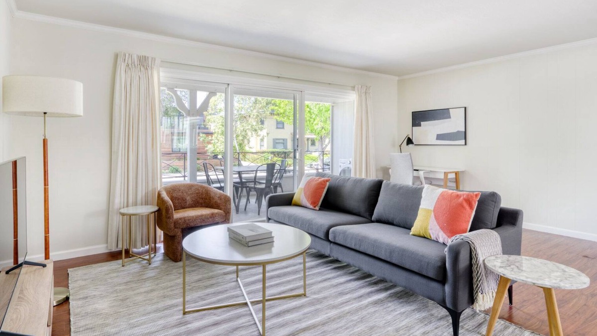 University South Apartment | Amazing Palo Alto 2BR w/W/D & Garden, near FB & Google, by Blueground
