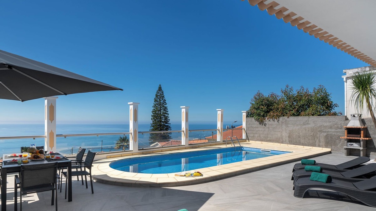Monte Villa | Amazing sea views over Funchal | Atlantic Sunset