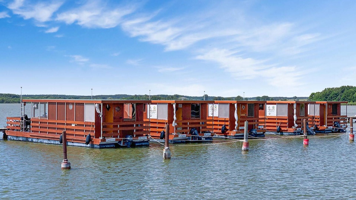 Radewege Boat Rental | Amazing ship in Beetzsee with WiFi