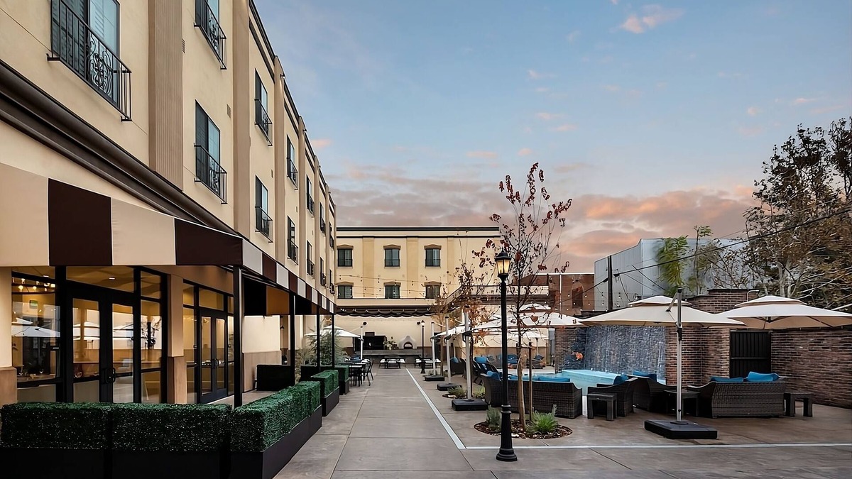 Winters Hotel | Amazing Stay! 4 Modern Units, Free Parking, Minutes from Lake Berryesa!