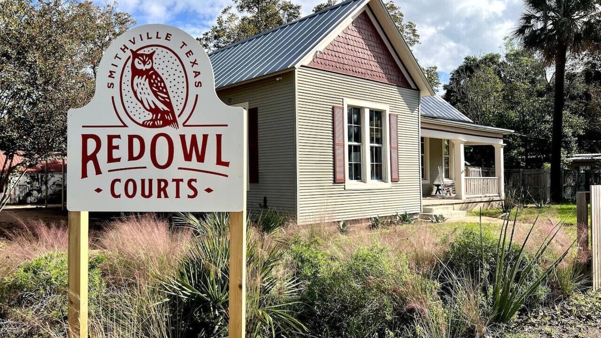 Smithville Apartment | Amazing studio at Red Owl Courts