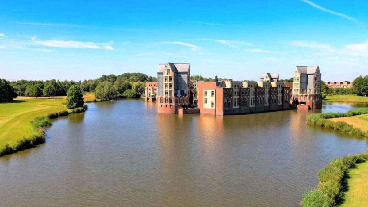 's-Hertogenbosch Apartment | Amazing Towerhouse with phenomenal views and jacuzzi