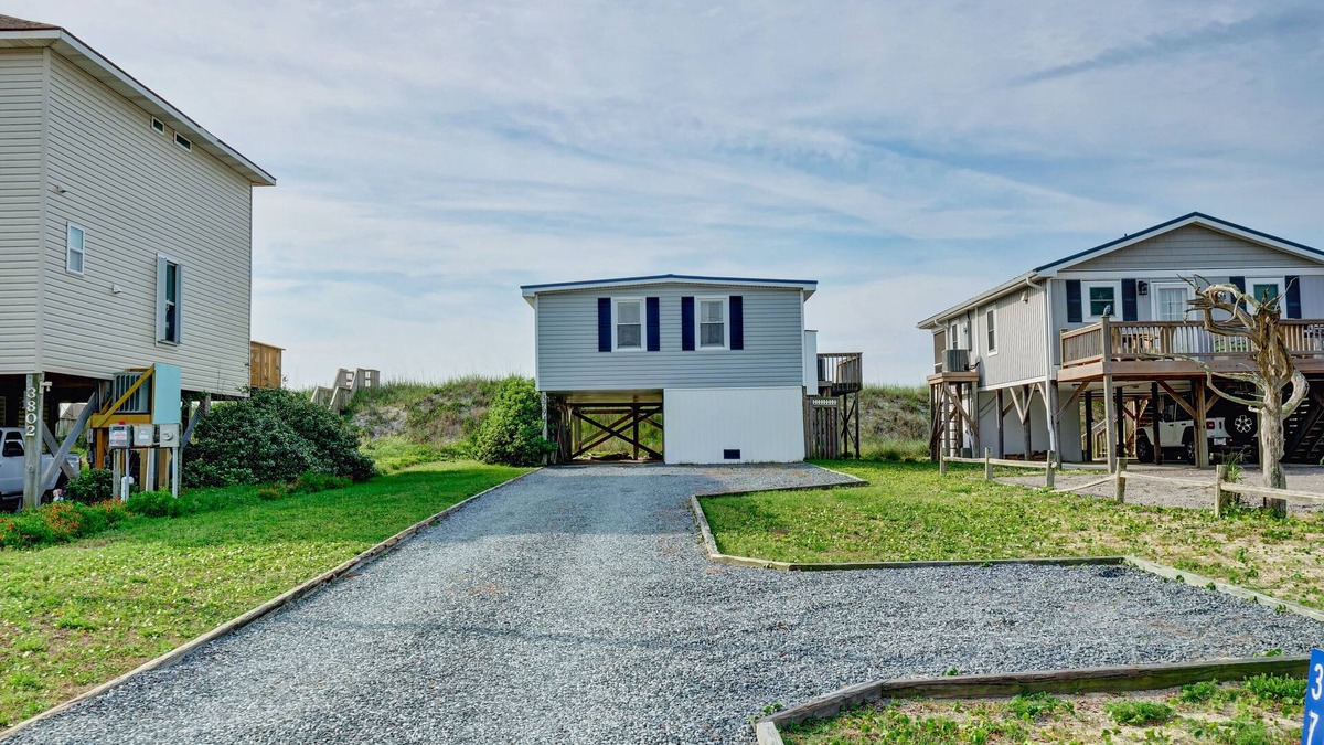 North Topsail Beach House | Amazing Two Bedroom Oceanfront Beach House