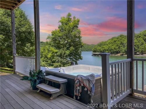 Climax Springs House | Amazing Vacation Home on the 56 MM, Dock, Water Toys, Fire Pit, 5 bedrooms/5 baths